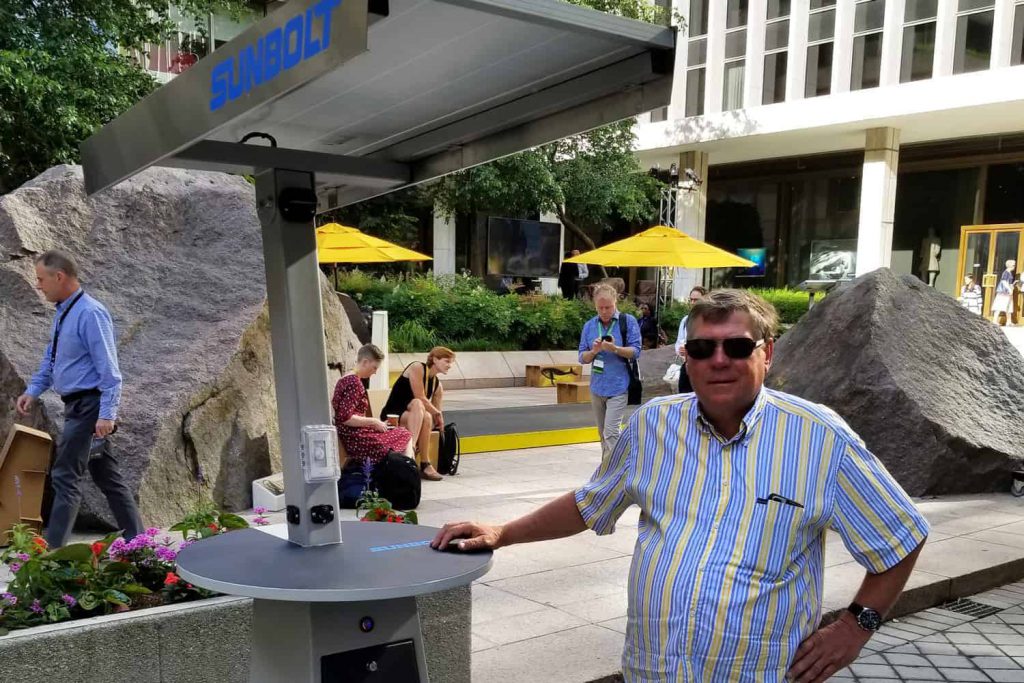 Sunbolt-Dash-with-Ian-Jones-web