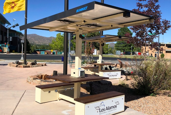 , Solar-powered workstations charge laptops and devices at LANL, Sunbolt