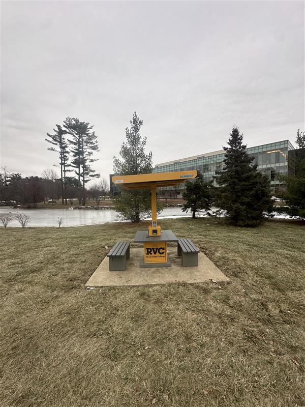 , ComEd Giving Rockford and Bronzeville Residents Free Access to Sunbolt Charging Stations Powered by the Sun, Sunbolt